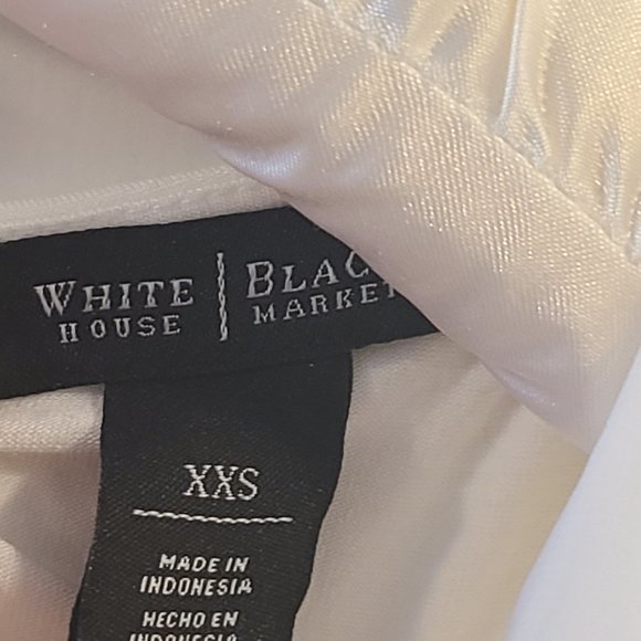 WHITE HOUSE/BLACK MARKET White Tiered Blouse w/ Gold Embellishments NWOT/XXS - Picture 6 of 11